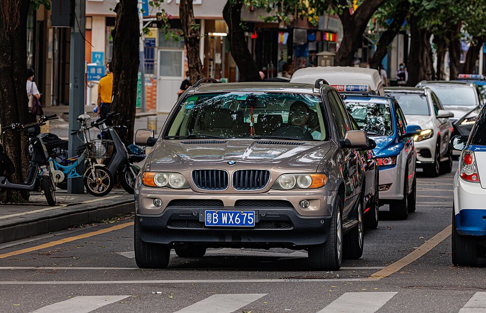 BMW E53 1999-2006 — пороги и арки avto-kuzov.by