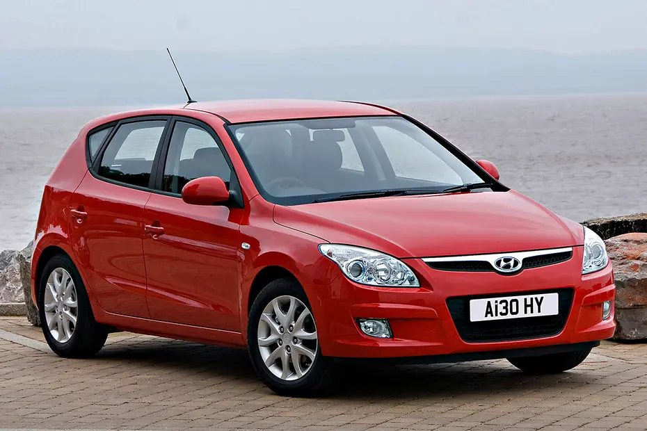 Hyundai i30 — кузовные запчасти